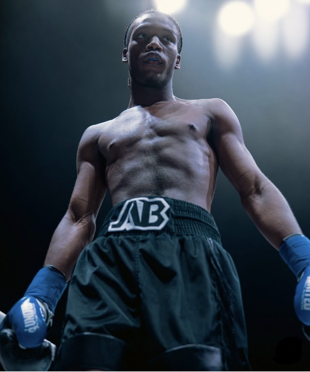 Alex Bray, Boxing super welterweight fighter