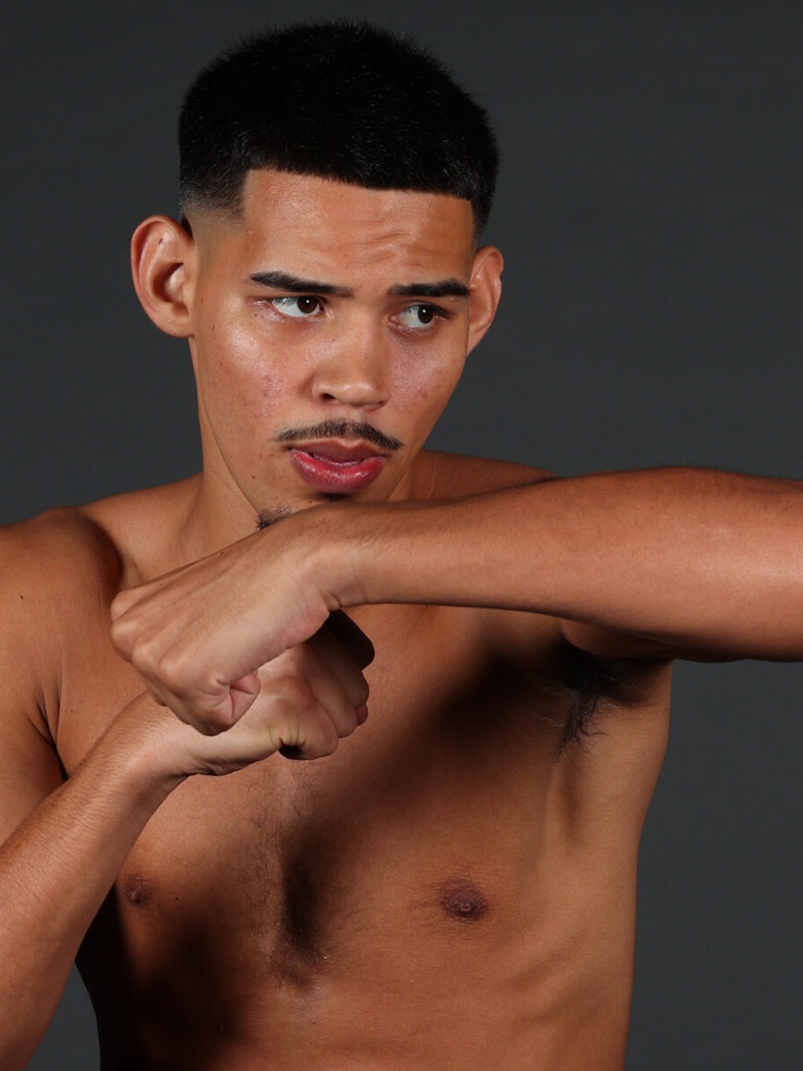 Diego Pacheco, Boxing super middleweight fighter