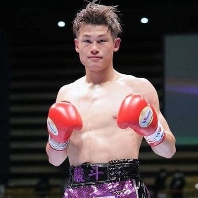 Hayato Tsutsumi, Boxing super featherweight fighter