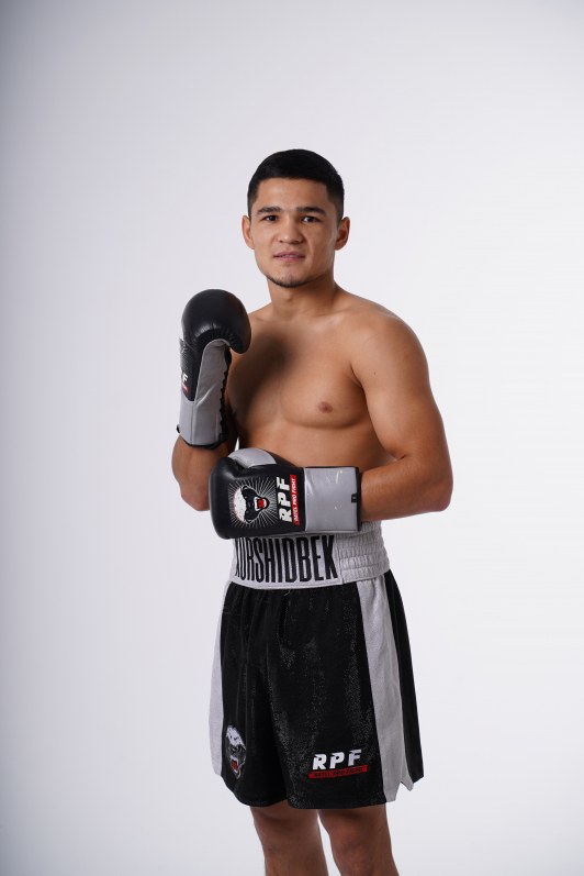 Khurshidbek Rasuljonov, Boxing super featherweight fighter