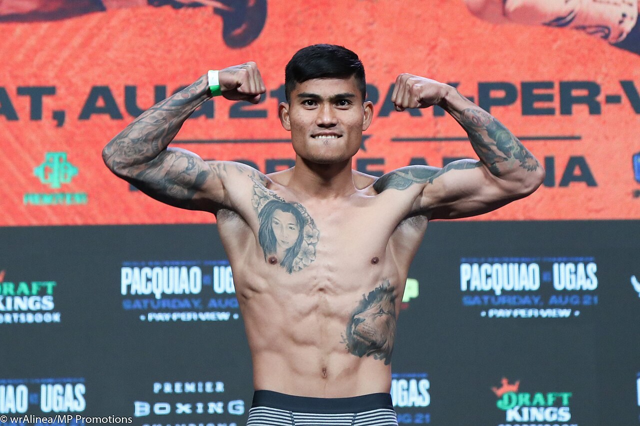 Mark Magsayo, Boxing lightweight fighter