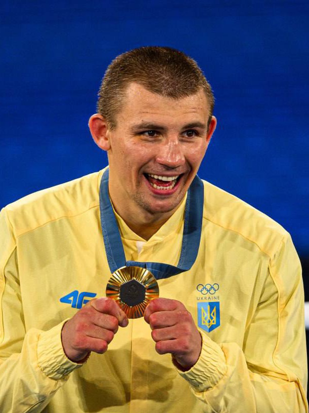 Oleksandr Khyzhniak, Boxing light heavyweight fighter