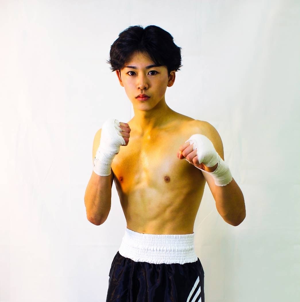 Reon Fujino, Boxing super flyweight fighter